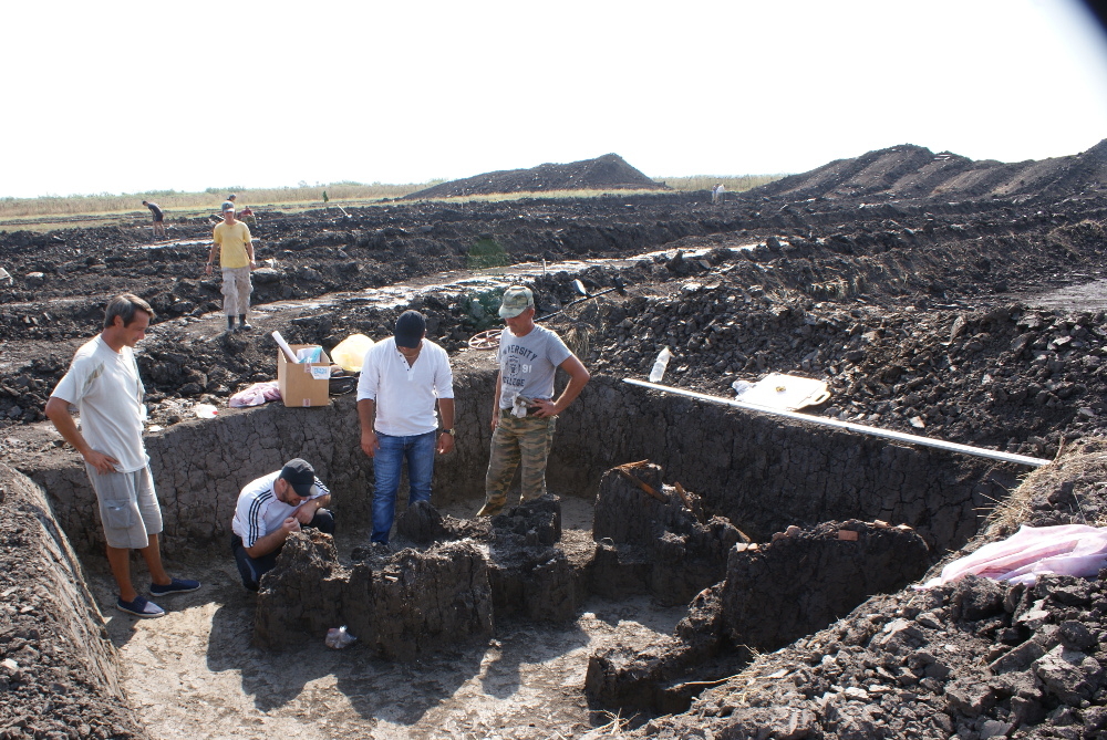 В Тахтамукайском районе завершаются раскопки археологических объектов эпохи ранней бронзы