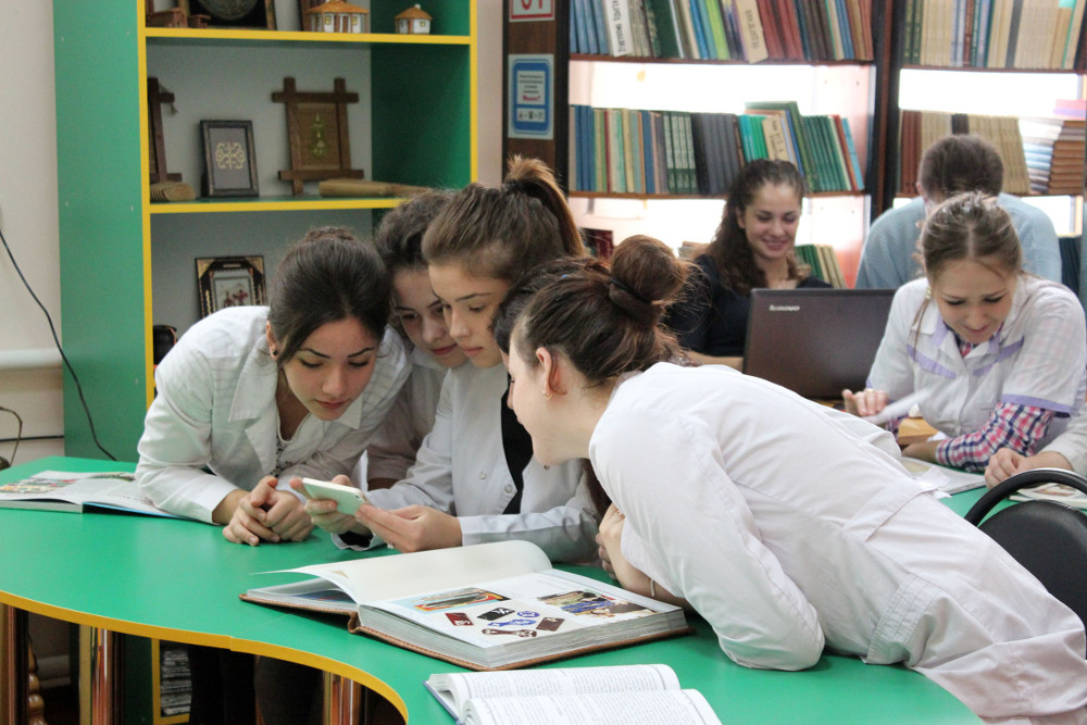 В Адыгее открылась первая модельная библиотека на базе центральной городской библиотеки им.М.Горького в Майкопе
