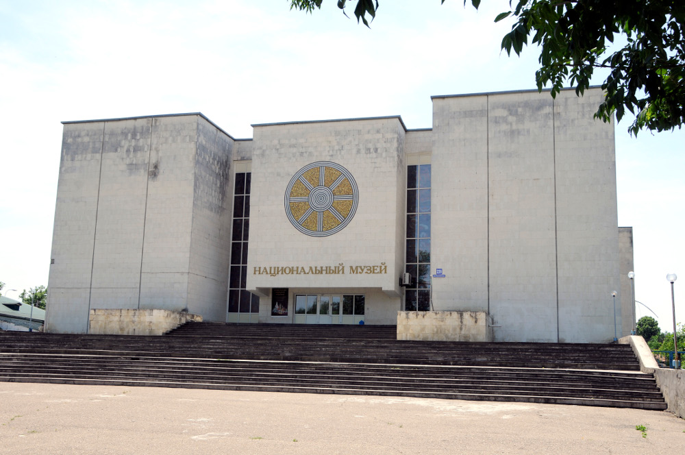 В Адыгее отмечают 90-летие Национального музея, одного из старейших учреждений культуры юга России