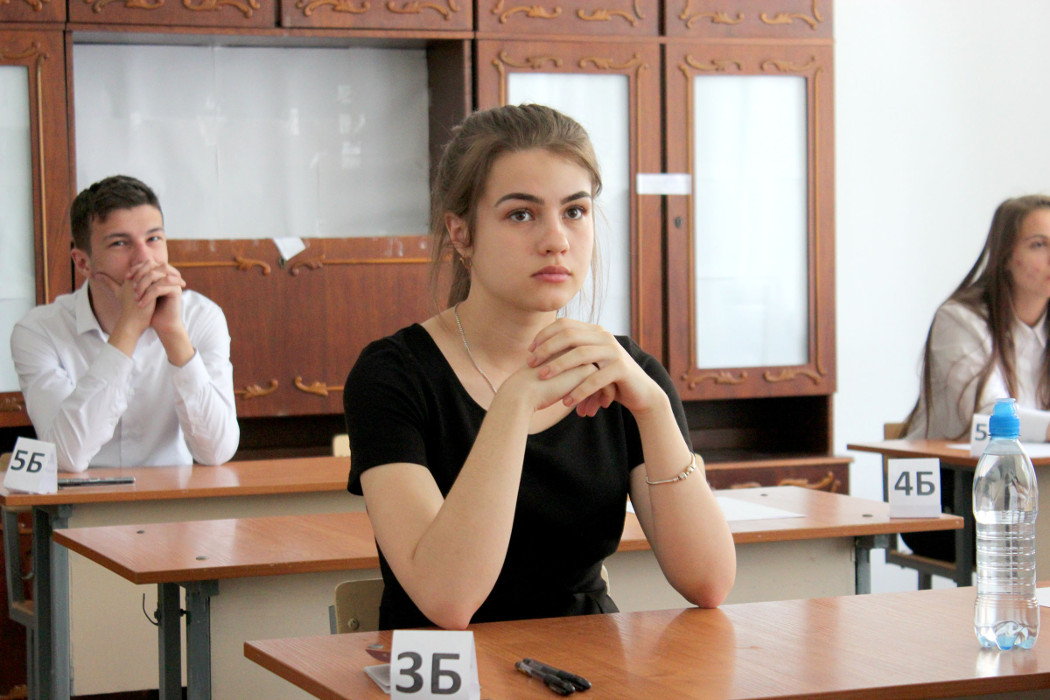 Вчера школьники Адыгеи сдали ЕГЭ по русскому языку