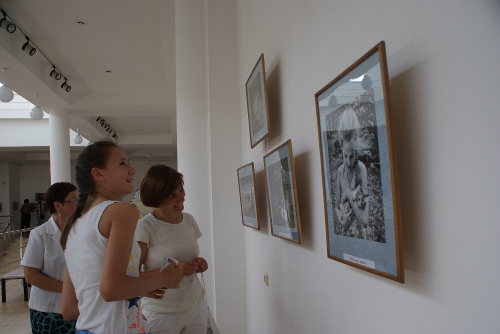 В Адыгее открылась первая в истории республики выставка женской художественной фотографии