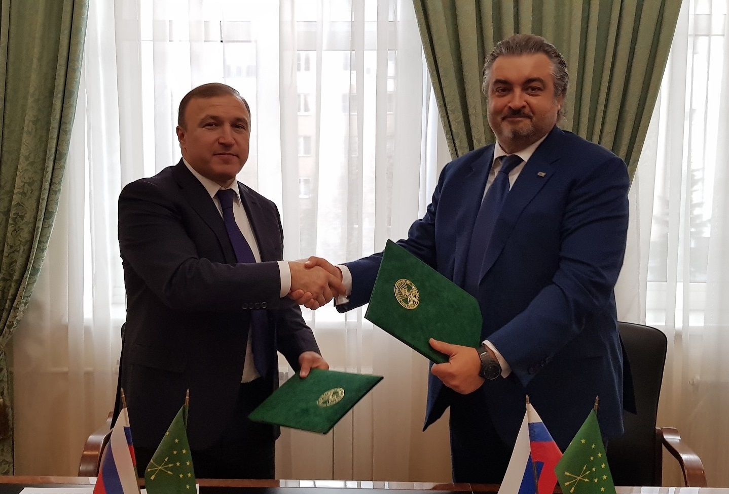 Заключено соглашение о сотрудничестве между Адыгеей и «Почта Банком»