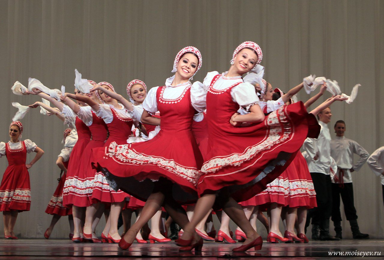 Фото с официального сайта балета им.И.Моисеева